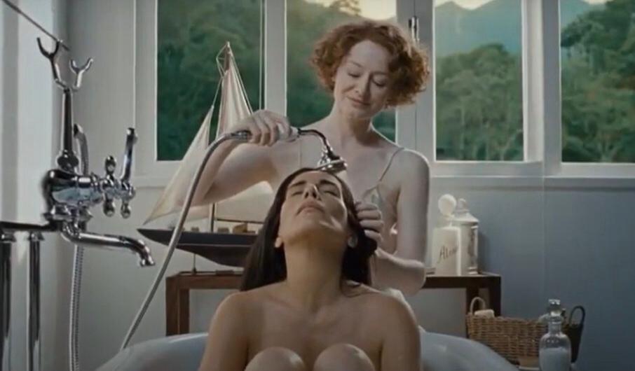 Cena do filme: Flore Raras, 2013.